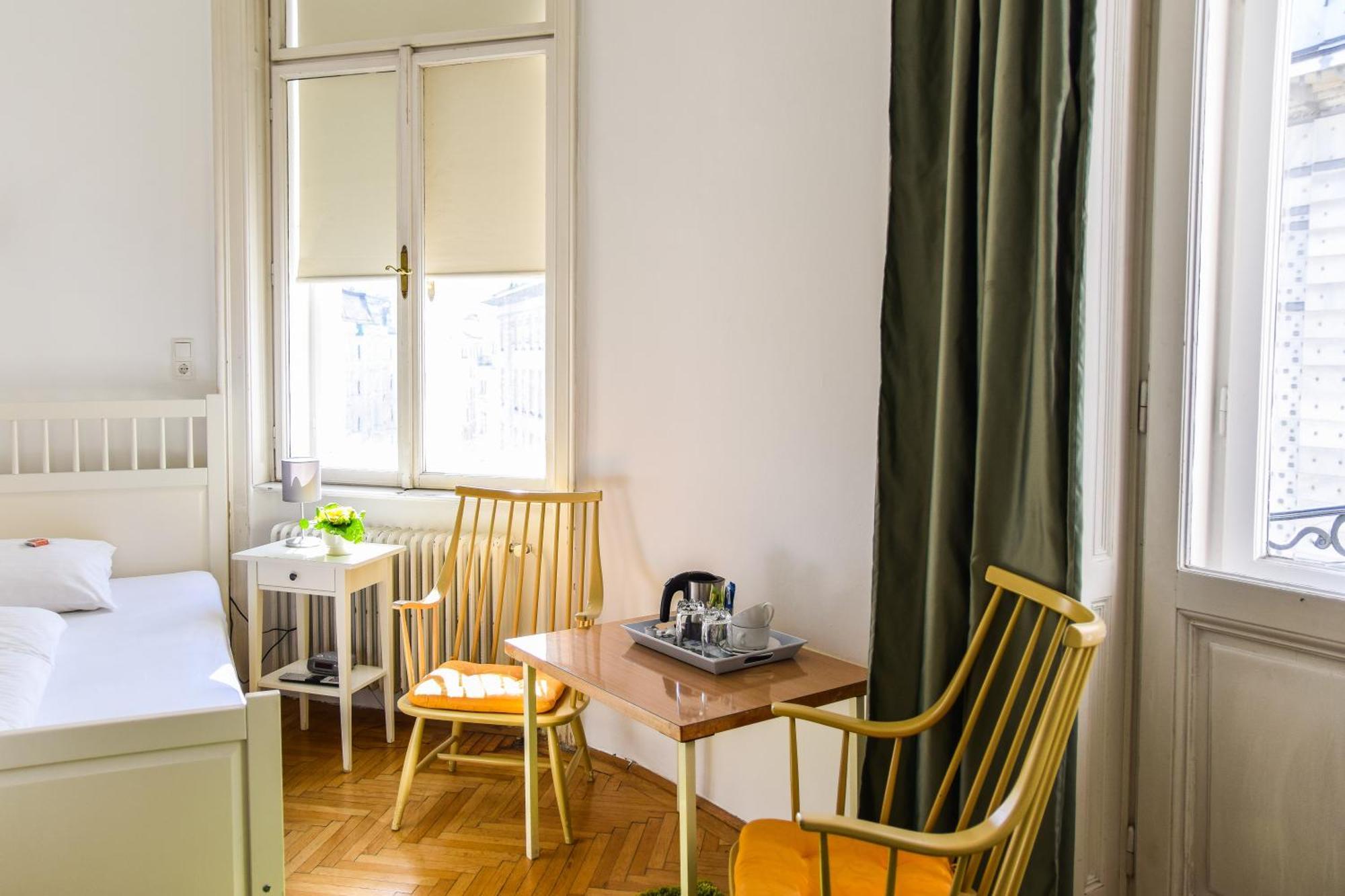 Pension Riedl Wien Rum bild