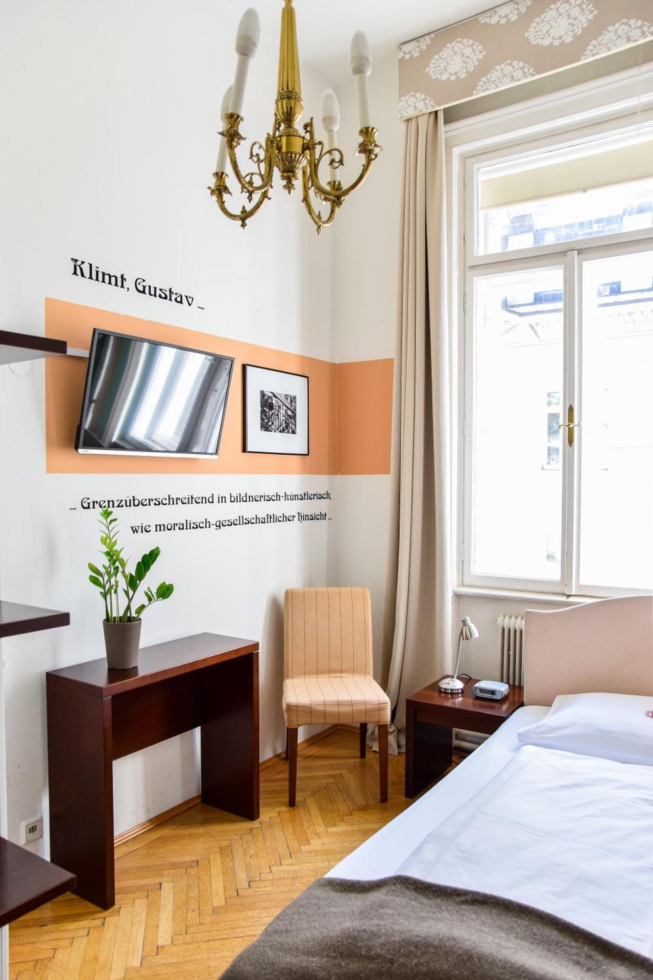 Pension Riedl Wien Rum bild