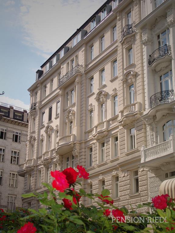 Pension Riedl Wien Exteriör bild