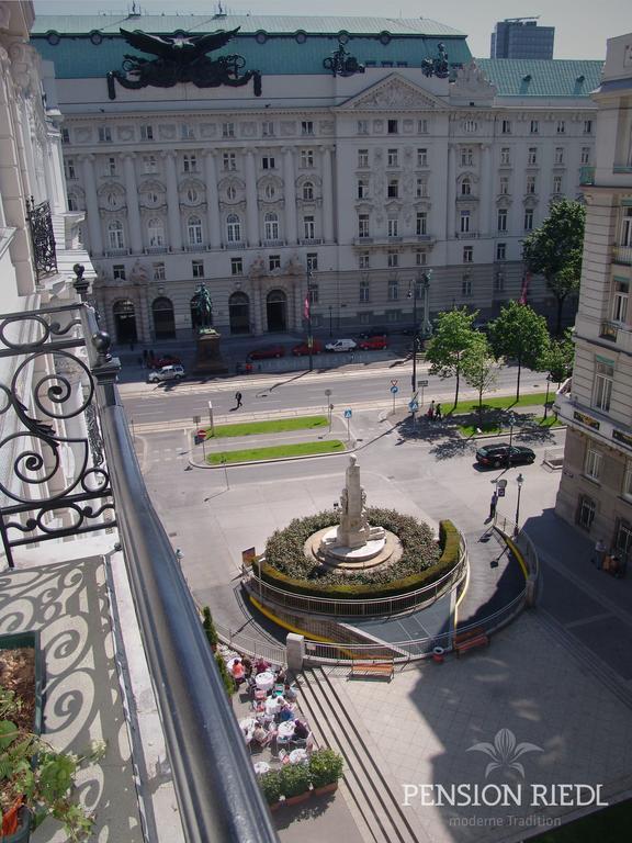 Pension Riedl Wien Rum bild