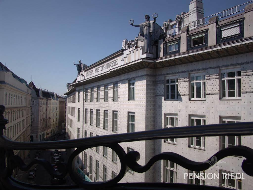 Pension Riedl Wien Exteriör bild